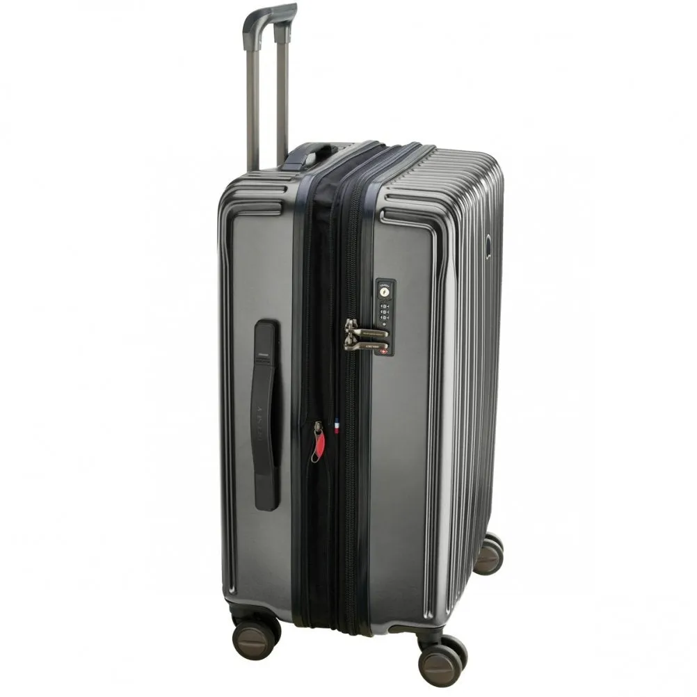 DELSEY Paris Chromium Lite 25" 4-Wheel Medium Luggage