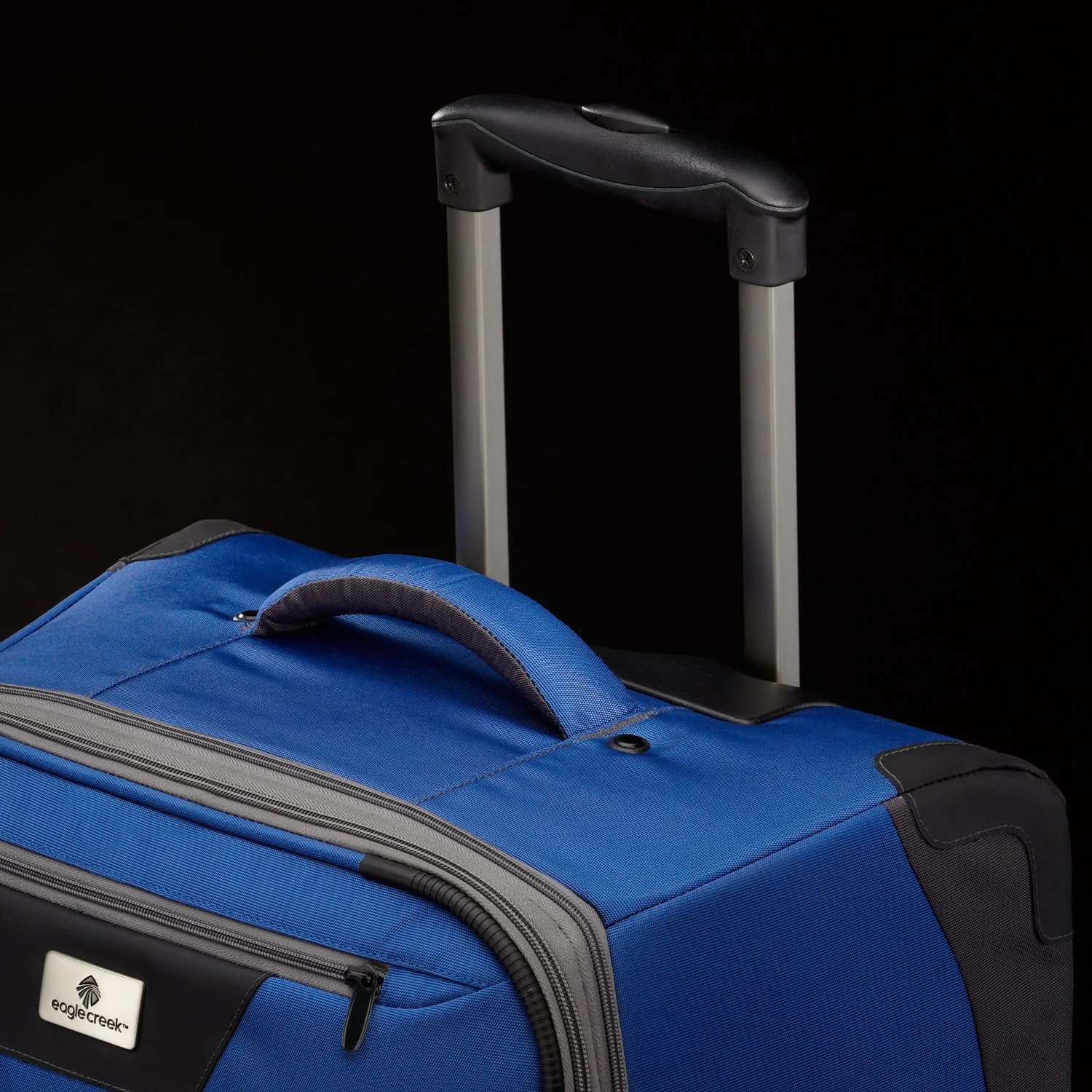 Eagle Creek Travel Gateway 22" 4-Wheel Carry-On Luggage