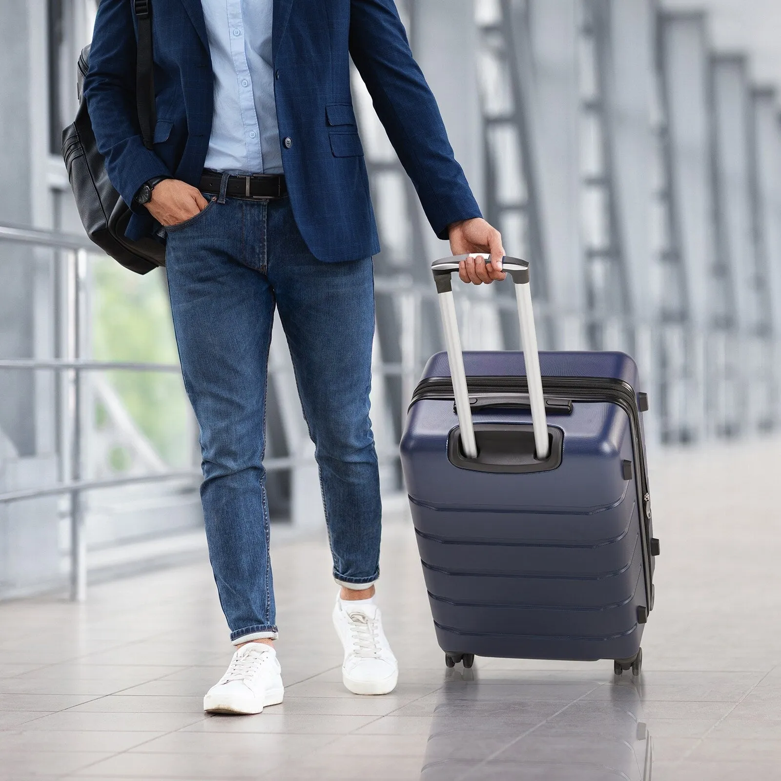 Hardsided Expand Suitcase Set with Rotating Wheels and TSA Lock