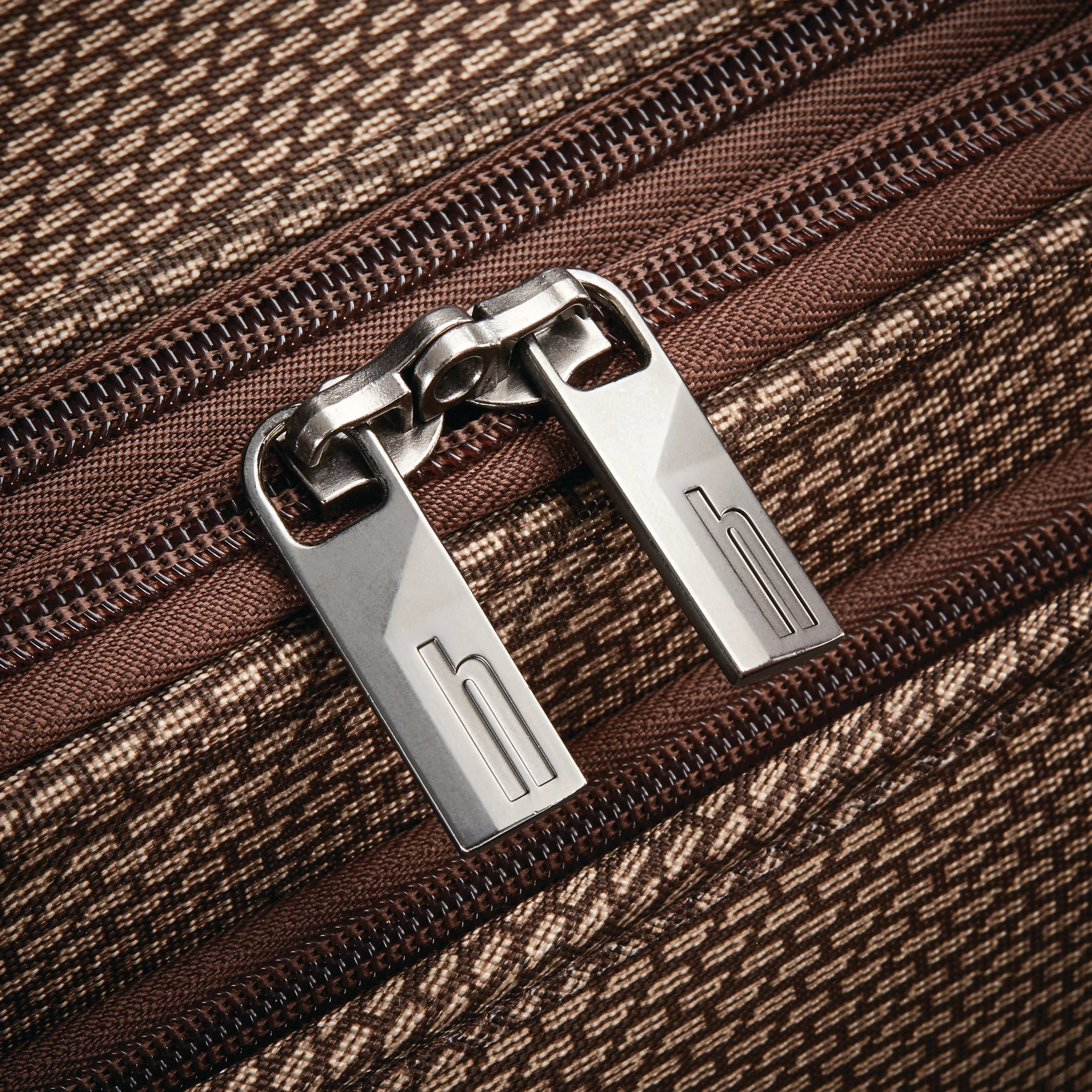 Hartmann Century Medium Journey Expandable Spinner