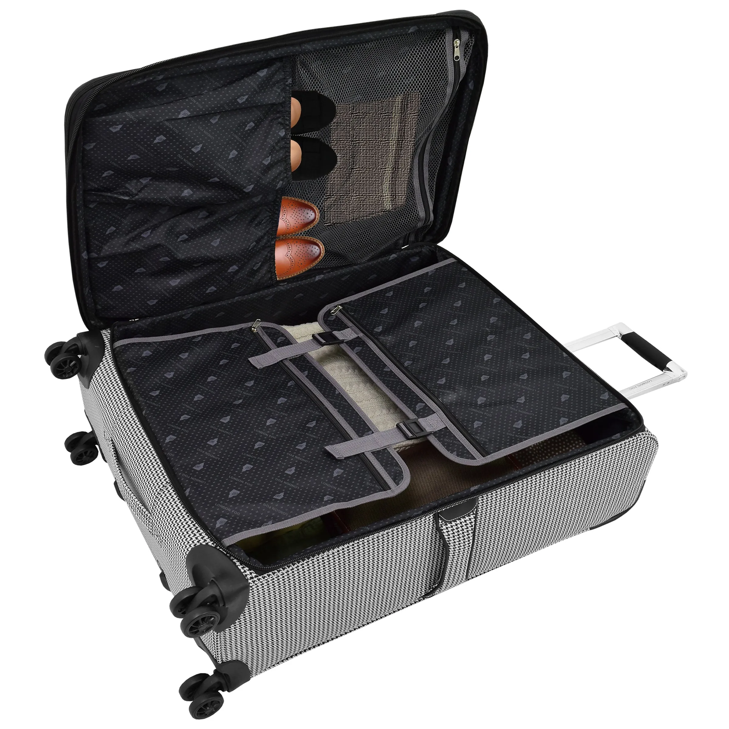 London Fog Cambridge II 20" 4-Wheel Carry-On Luggage