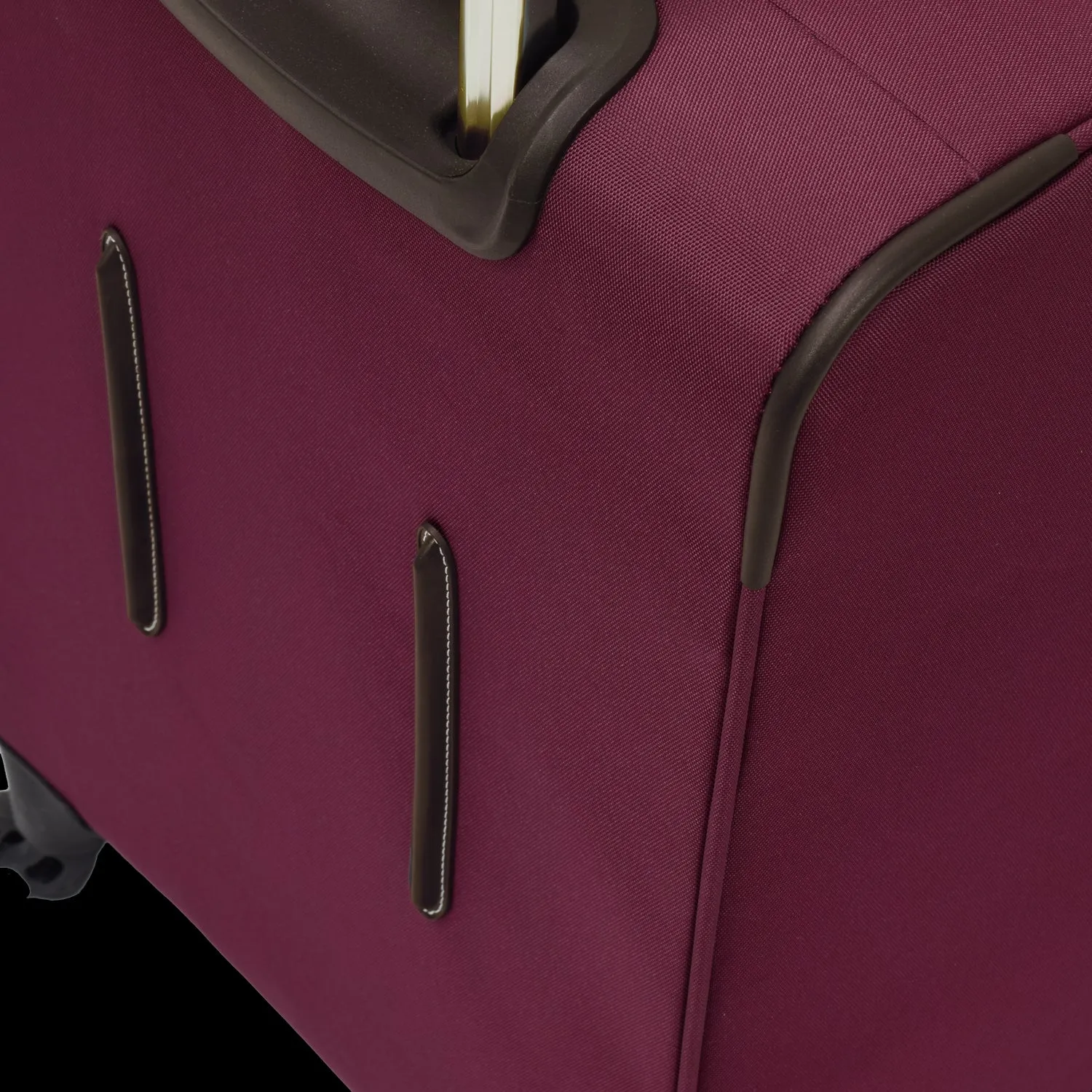 London Fog Coventry 21" 4-Wheel Carry-On Luggage