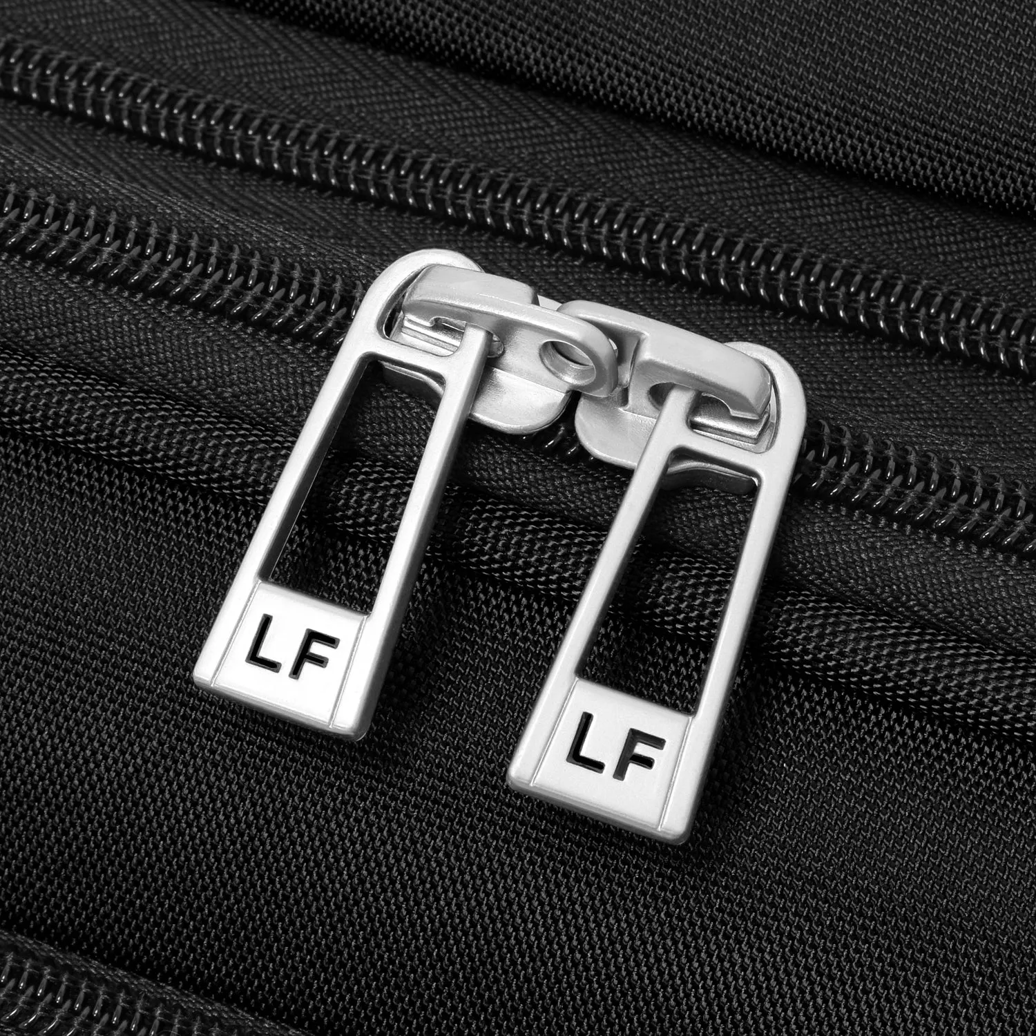London Fog Cranford Collection 15" 2-Wheel Wheeled Boarding Bag