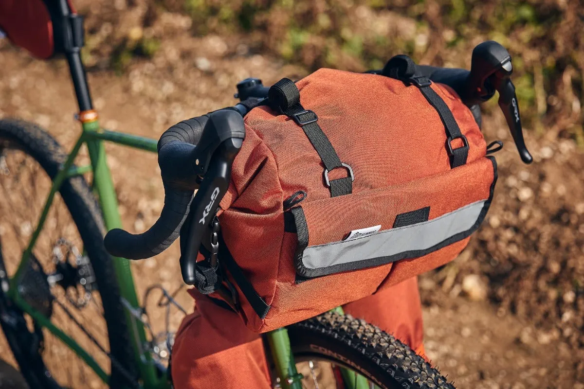 Middle Earth Jammer Handlebar Bag: 13L