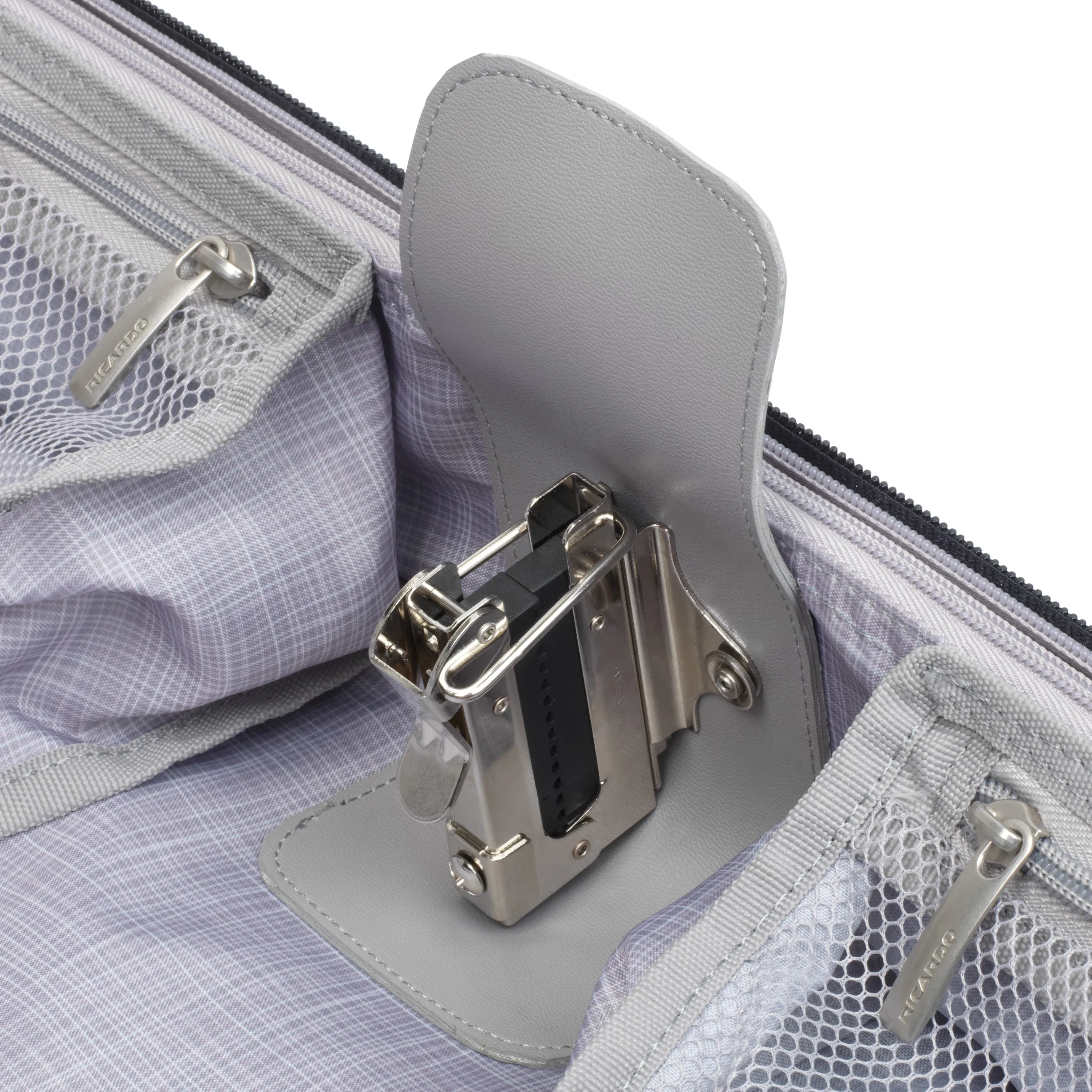 Ricardo Beverly Hills Sausalito 43" 2-Wheel Wheeled Garment Suitcase