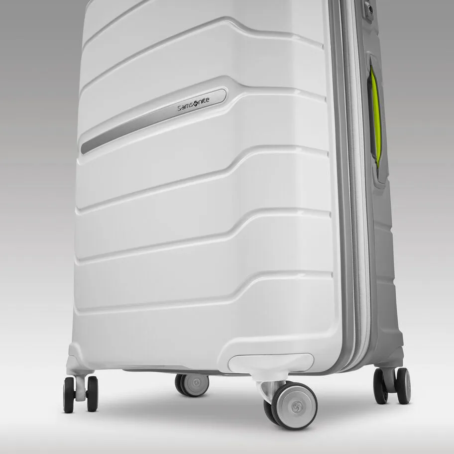 Samsonite Freeform Carry-on Spinner