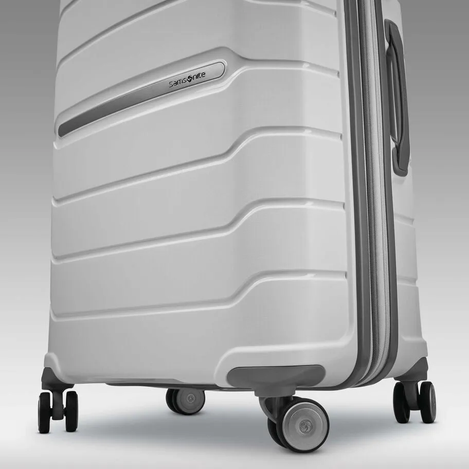 Samsonite Freeform Carry-on Spinner