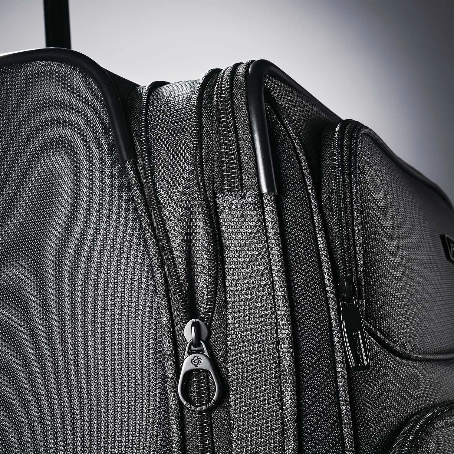 Samsonite Leverage LTE  2 Piece Set (20"/25") 4-Wheel Luggage Sets