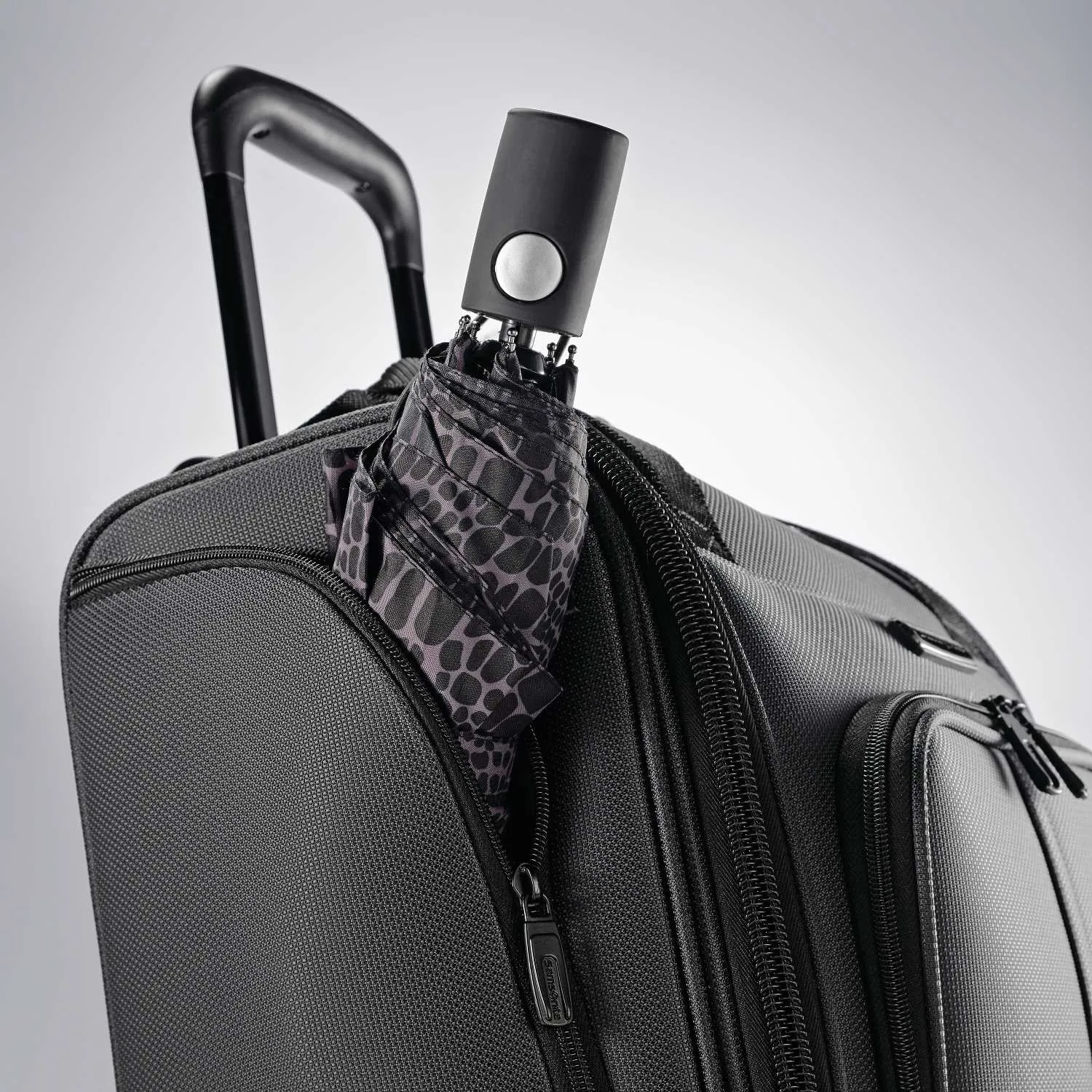 Samsonite Leverage LTE  2 Piece Set (20"/25") 4-Wheel Luggage Sets