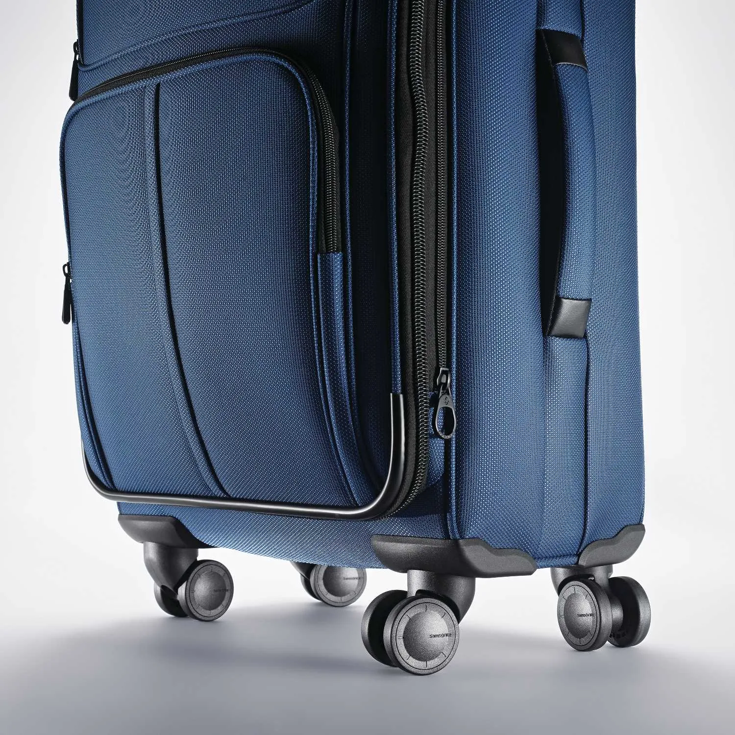Samsonite Leverage LTE  2 Piece Set (20"/25") 4-Wheel Luggage Sets