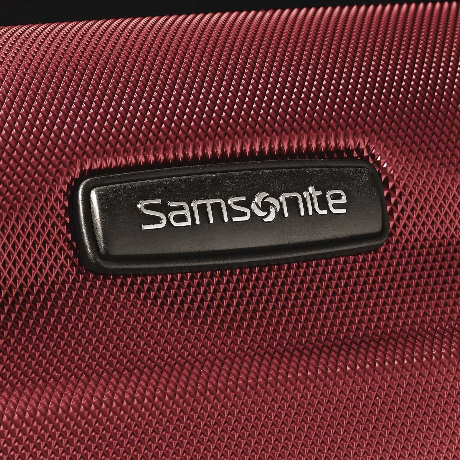 Samsonite Omni PC 24" Hardshell 4-Wheel Medium Luggage