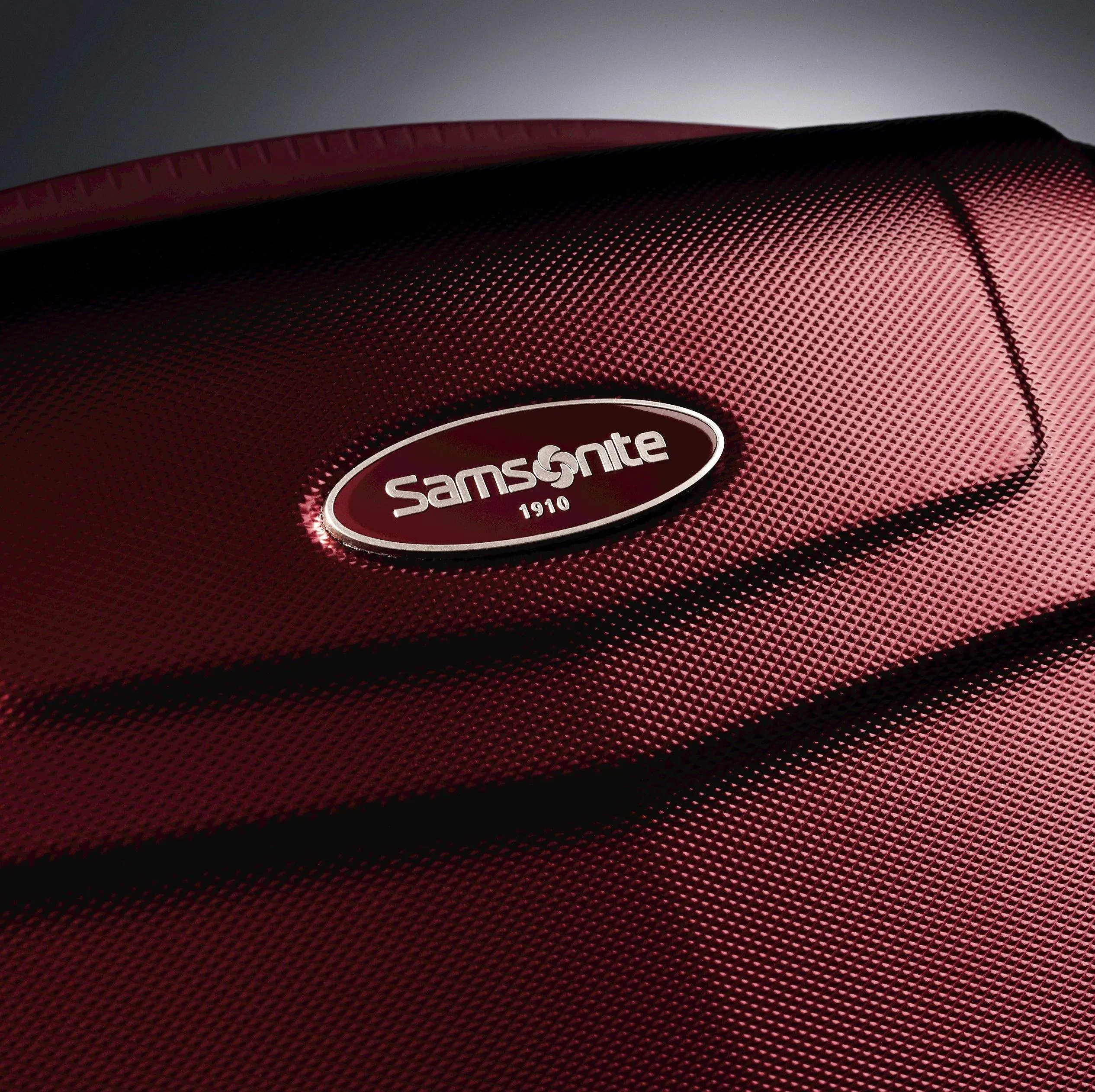 Samsonite Silhouette 12 22" Hardside Spinner Luggage