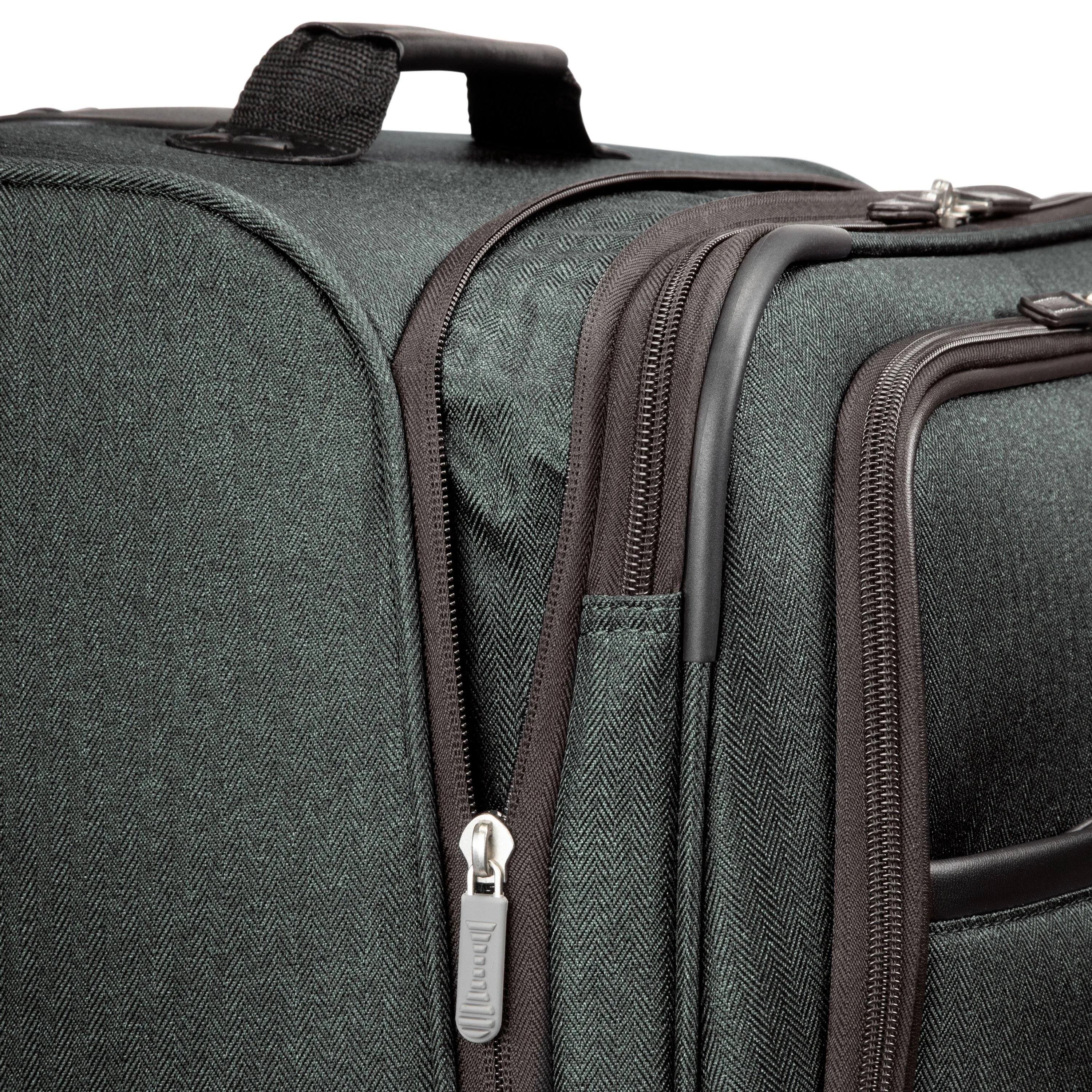Skyway Eastlake 29" 4-Wheel Large Luggage