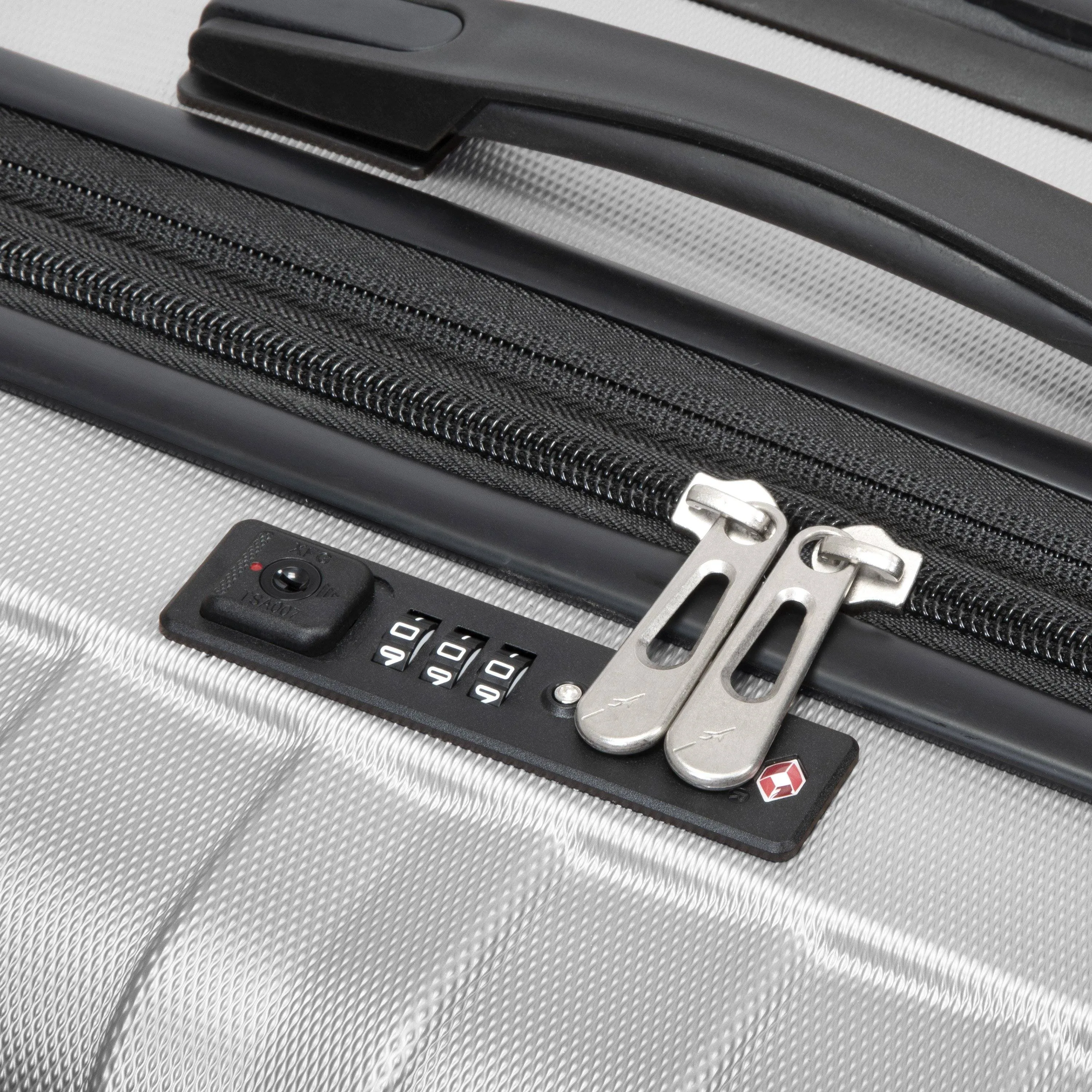 Skyway Epic 24" 4-Wheel Medium Luggage