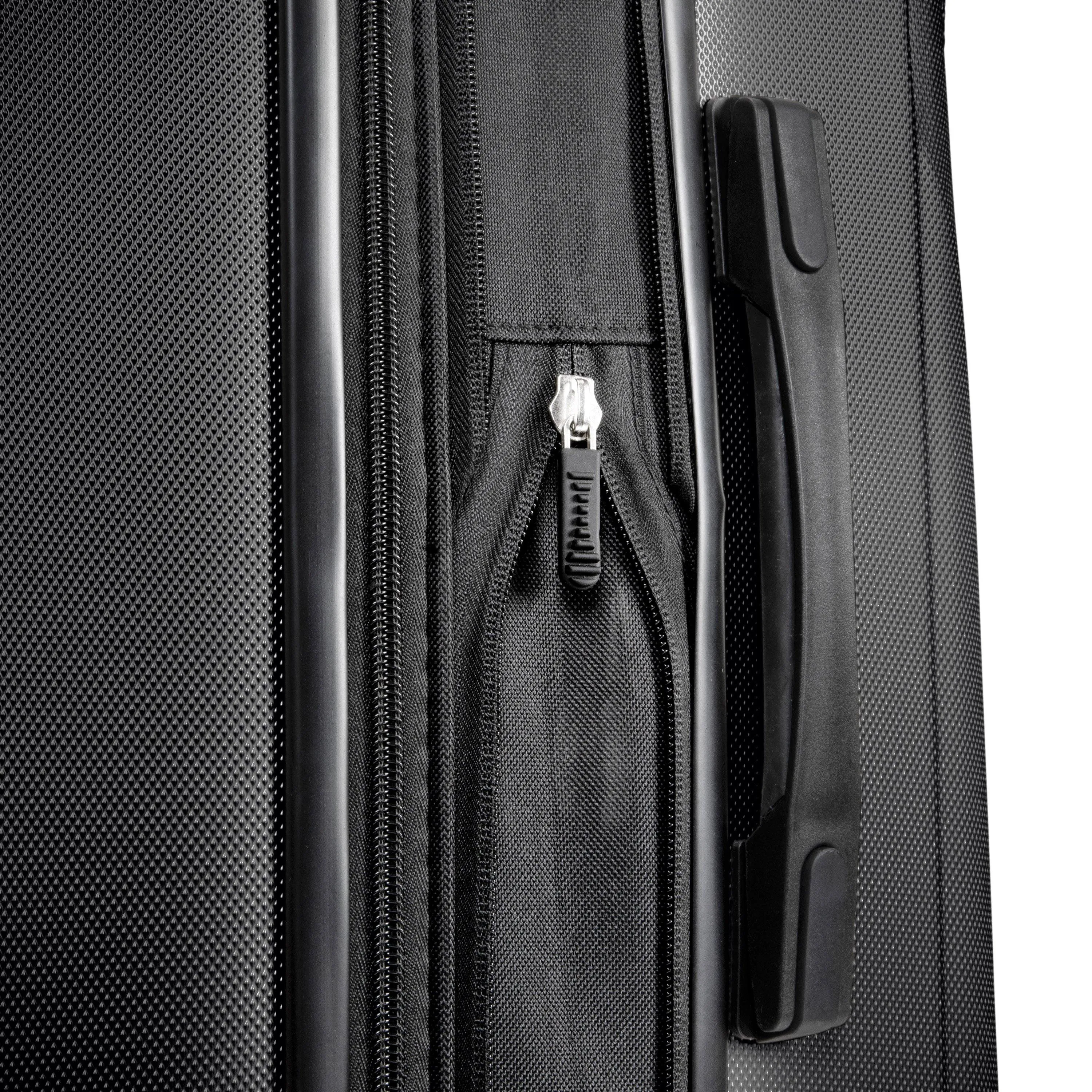 Skyway Epic 24" 4-Wheel Medium Luggage