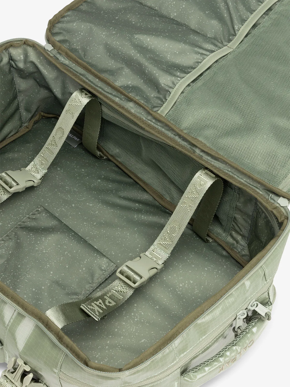 Terra 26L Laptop Duffel Backpack