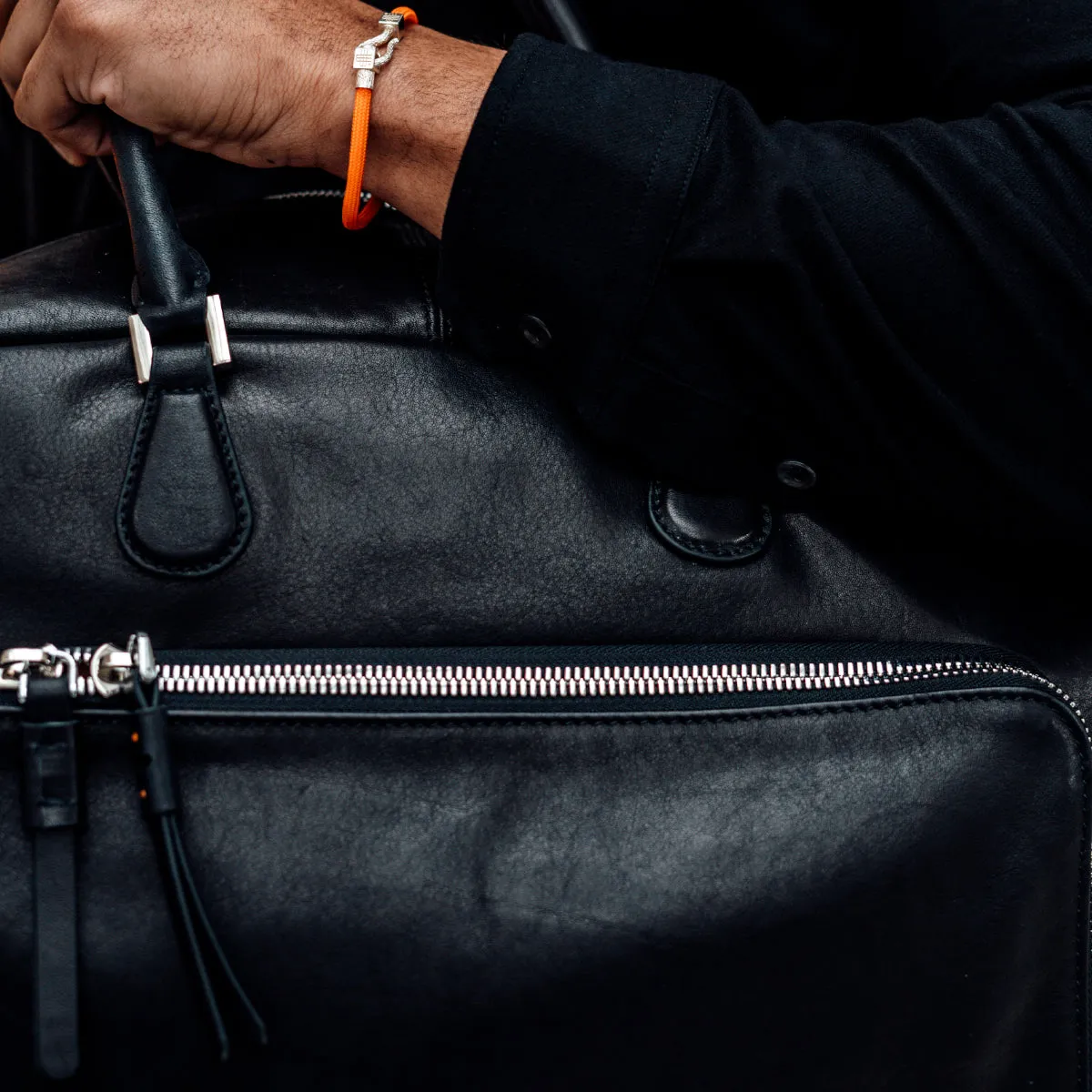 The ICONIC WEEKENDER BAG - the one for a lifetime - 100% super soft leather outside and inside