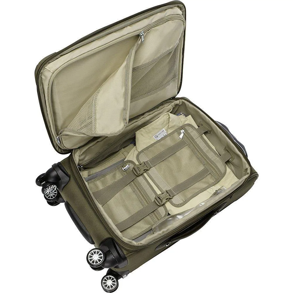 TravelPro Platinum Magna 22" Expandable Business Plus Spinner