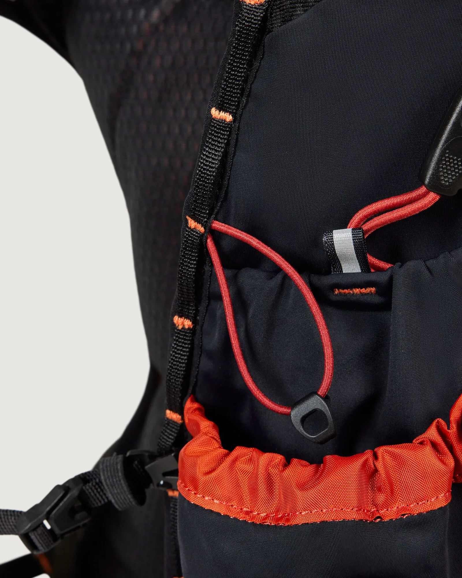 Veos Trail Running Vest - Dark Moss