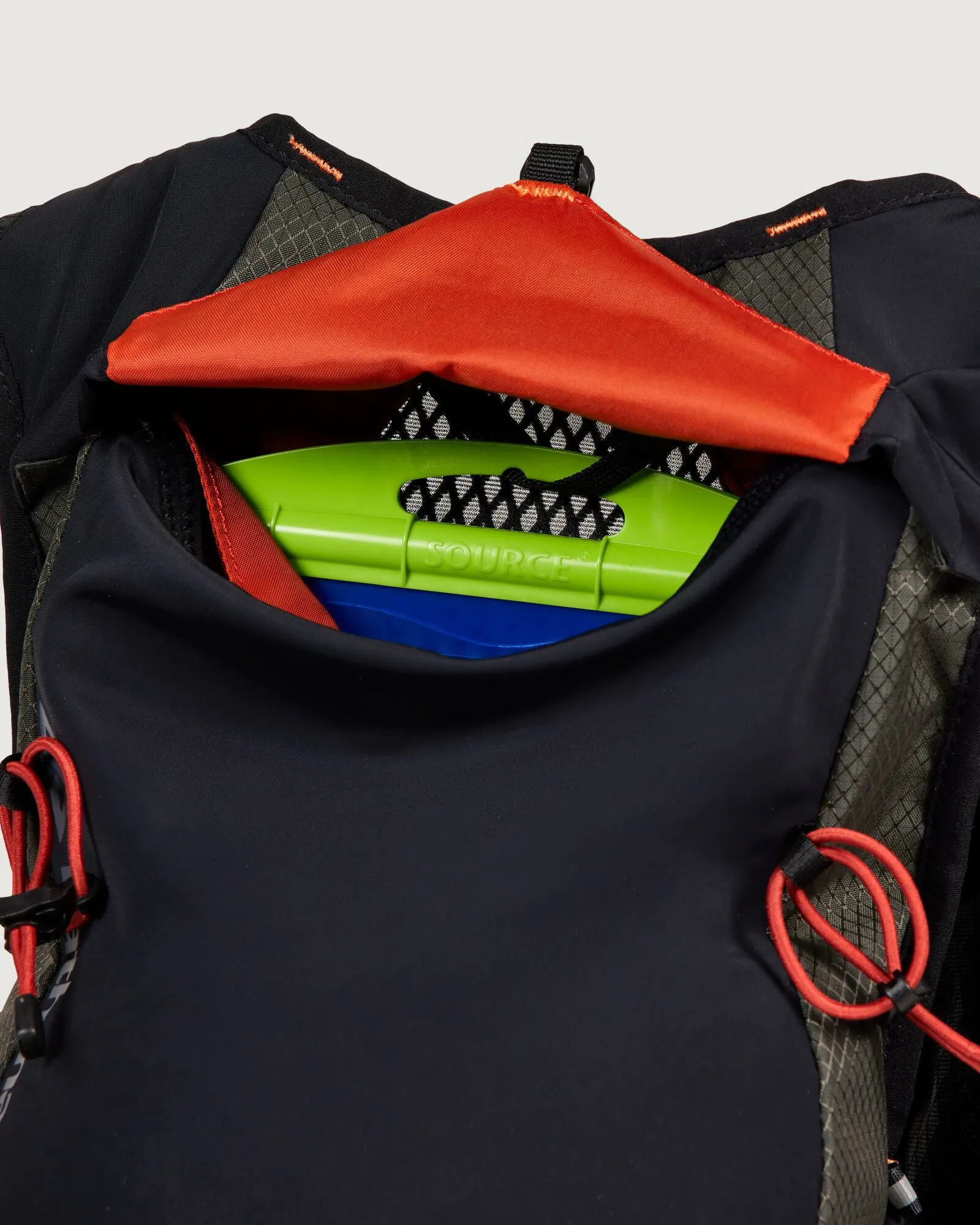 Veos Trail Running Vest - Dark Moss