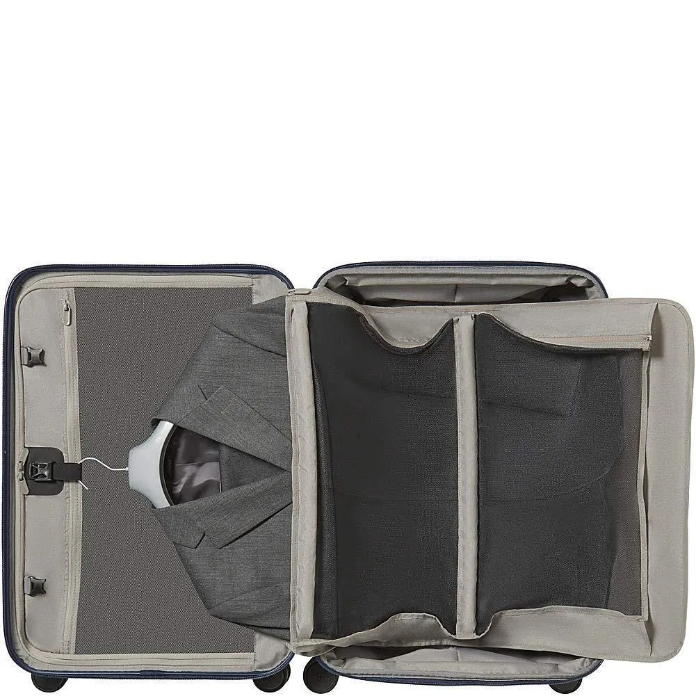 Victorinox Werks Traveler 6.0 Checked-Medium 4-Wheel Medium Luggage