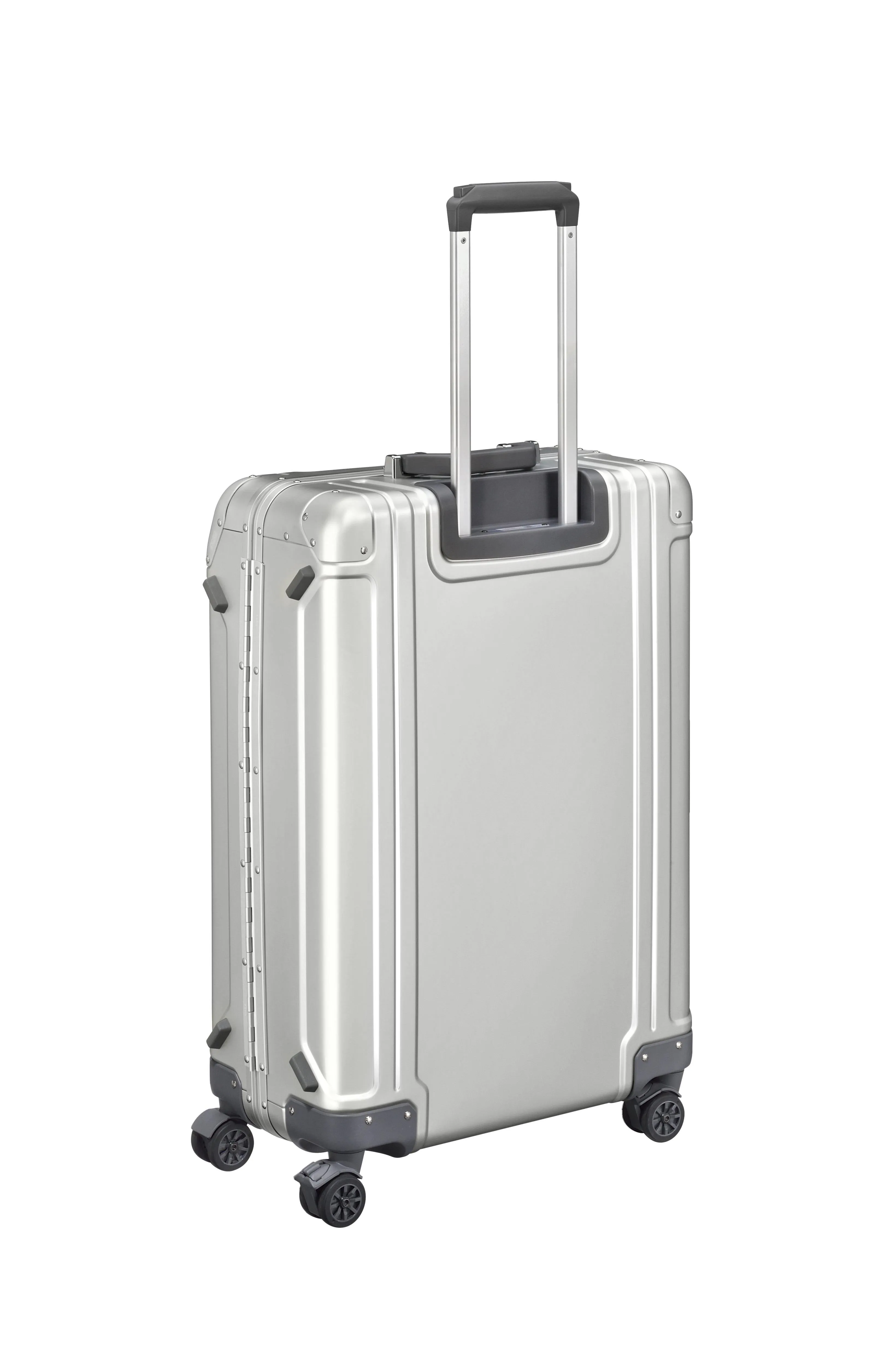 ZERO Halliburton GEO Aluminum 3.0 26" 4-Wheel Medium Luggage