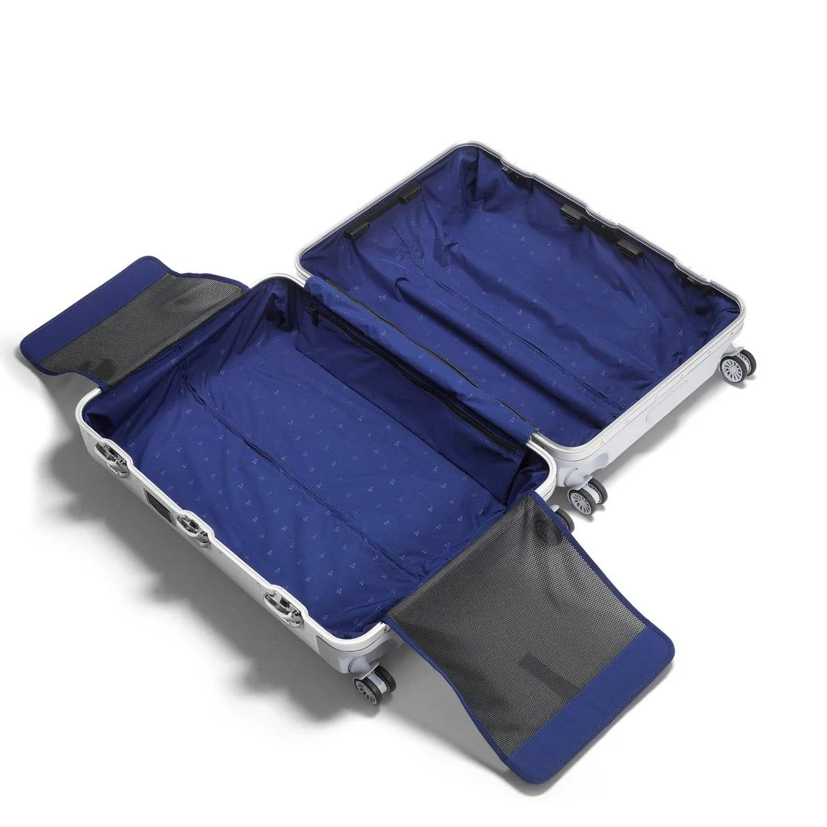 ZERO Halliburton Pursuit Aluminum Hardside Travel Case