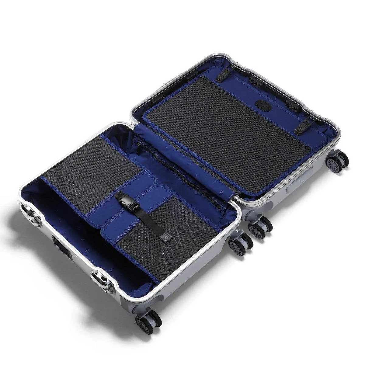 ZERO Halliburton Pursuit Aluminum Hardside Travel Case