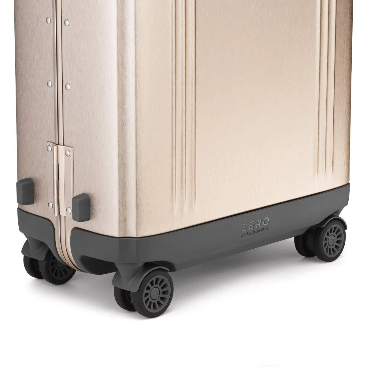 ZERO Halliburton Pursuit Aluminum Hardside Travel Case