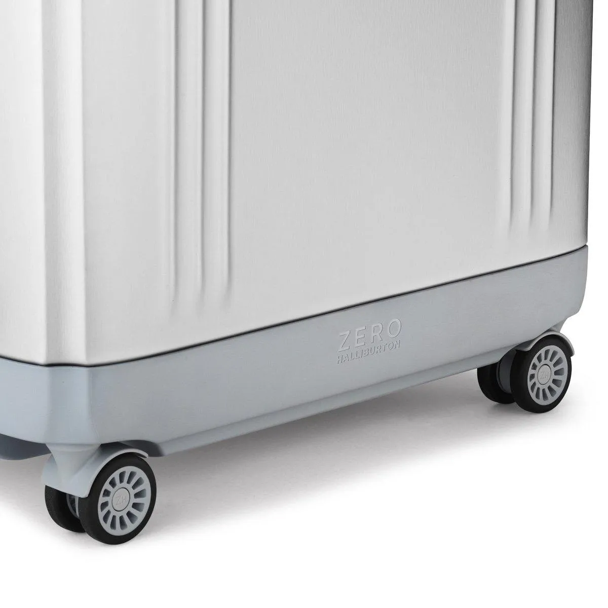 ZERO Halliburton Pursuit Aluminum Hardside Travel Case
