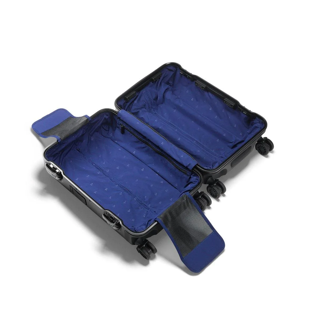 ZERO Halliburton Pursuit Aluminum Hardside Travel Case