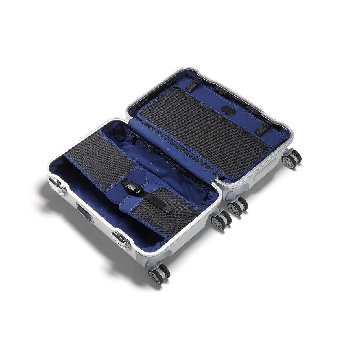 ZERO Halliburton Pursuit Aluminum Hardside Travel Case